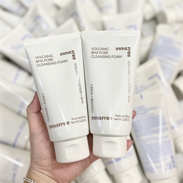 Sữa Rửa Mặt Innisfree Jeju Volcanic Pore Cleansing Foam 150ml