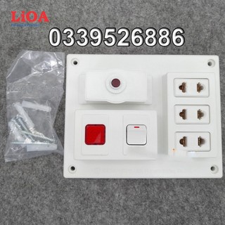 Bảng điện nổi LiOA 15A có 3 ổ cắm 2 chấu 1 công tắc 1 đèn báo màu xanh/ĐỎ