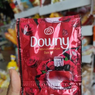 10 gói nước xả vải Downy Parfum Collection đam mê 18ml