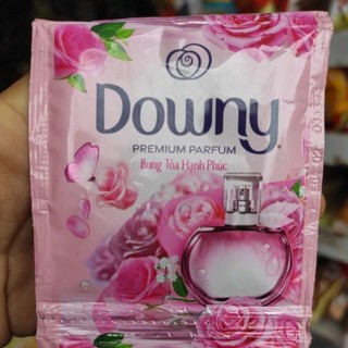 Nước xả vải Downy Premium Parfum bung toả HP dây 10 gói x 18ml
