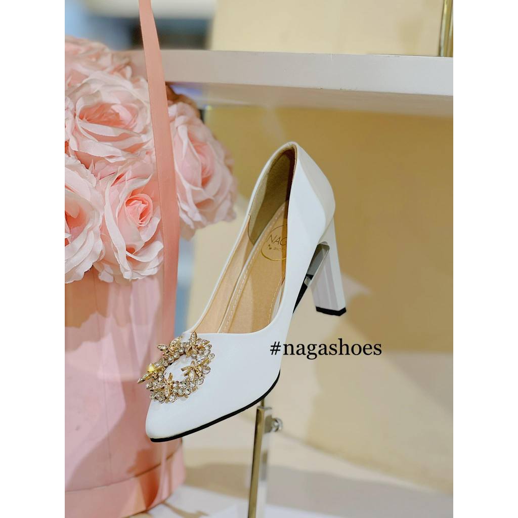 Giày Cao Gót Nagashoes Mũi Nhọn Đính Vòng Đá 9CM NAC153