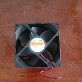 Quạt tản nhiệt brushless 9025 9x9x2.5cm 12v
