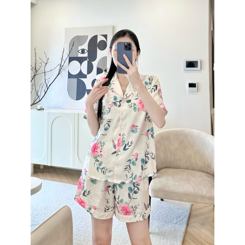 VIBES Đồ bộ Pijama ngắn Lụa Gấm cao cấp Rosie Py Set