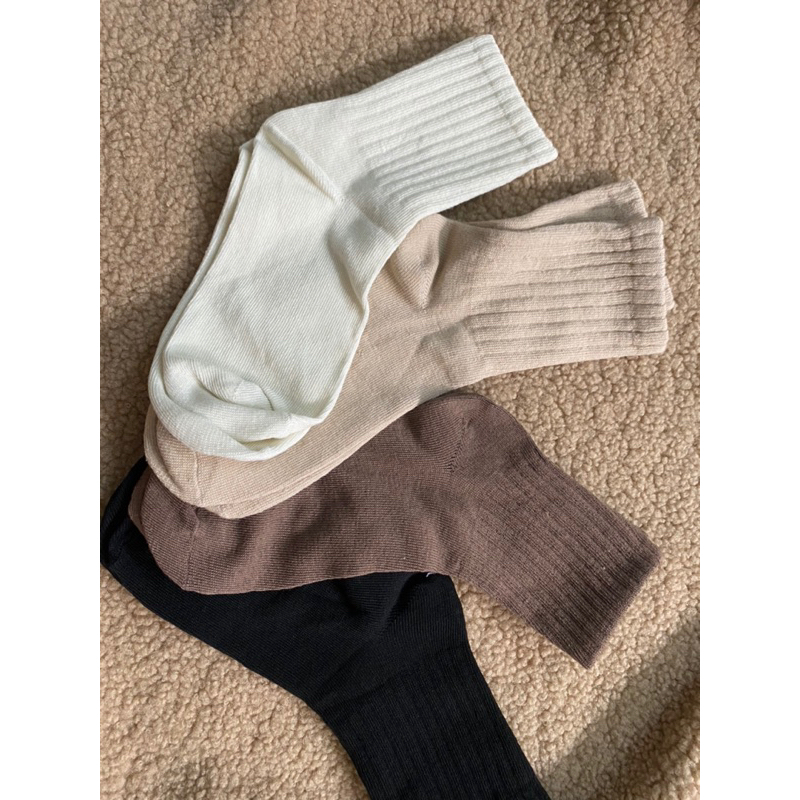Tất trơn cổ cao unisex (hình ảnh shop tự chụp)