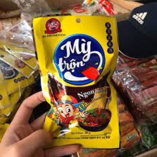 Snack mỳ trộn