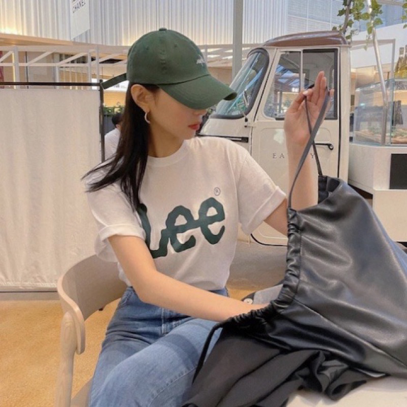 Áo phông cotton Unisex chữ LEE mẫu mới nhất hàng VNXK