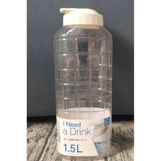 Bình đựng nước nhựa lock&lock 1,5 l.