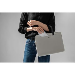 Túi xách Tomtoc The Her Handbag for Macbook/Ultrabook 15″-16″ – A21 chính hãng