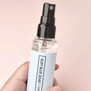 Xịt thơm vải Mumchit Fabric Perfume 70ml