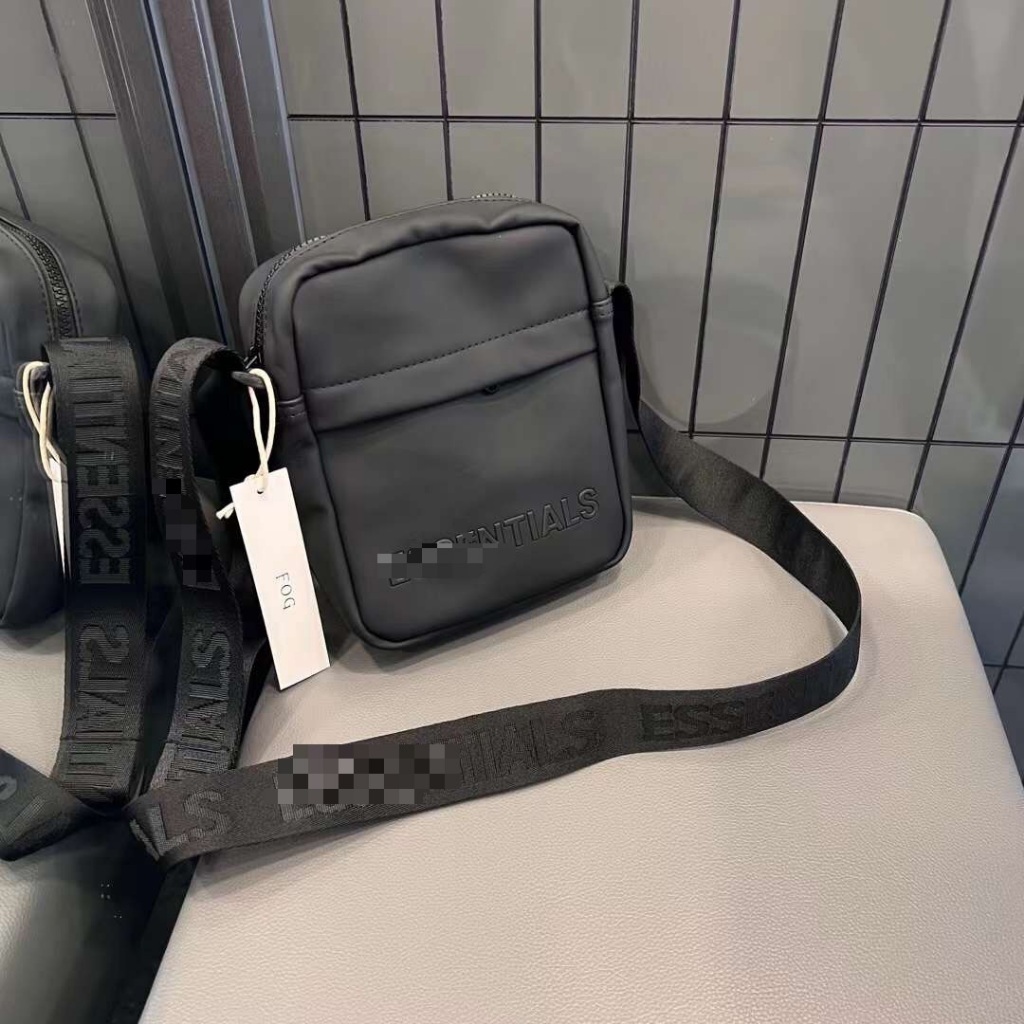 Túi đeo hông Essen size 20 logo dập nổi cực đẹp