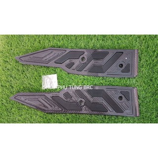 Thảm cacbon để chân xe air blade 2020.