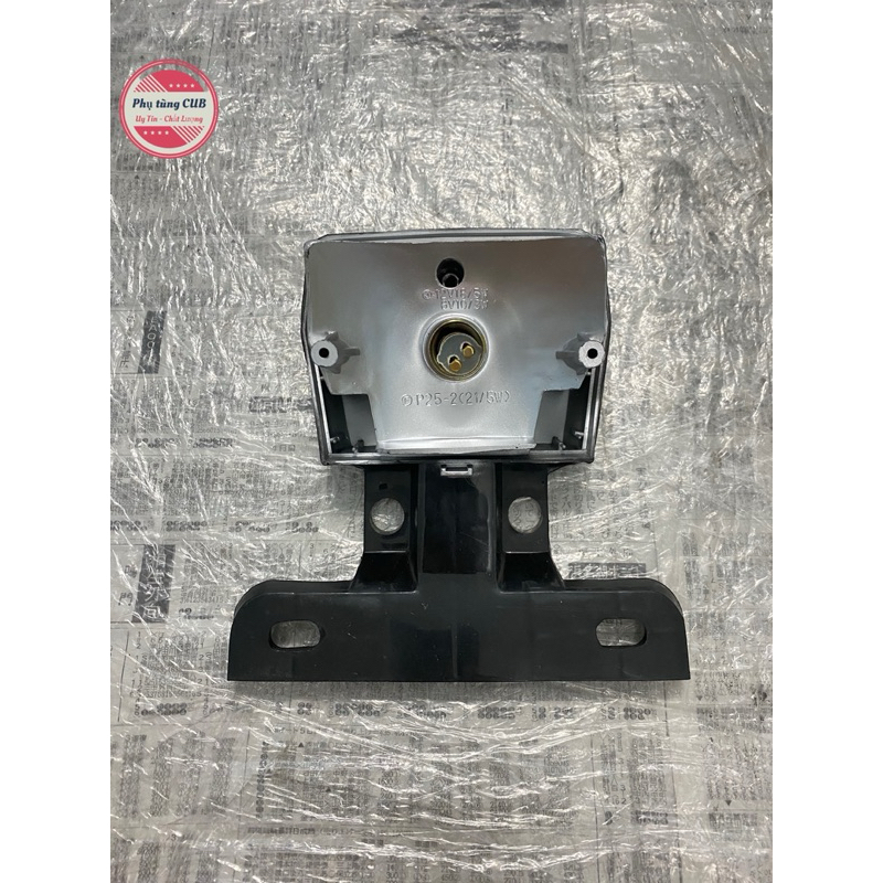 Đế đèn hậu xe cub 82-84-Dd
