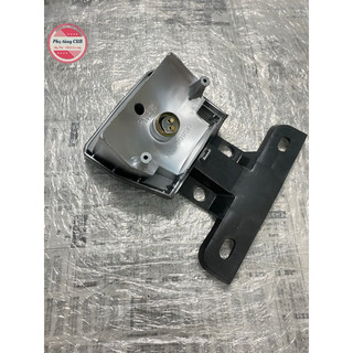 Đế đèn hậu xe cub 82-84-Dd