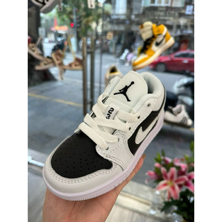 Giày Jordan trẻ em panda đen trắng