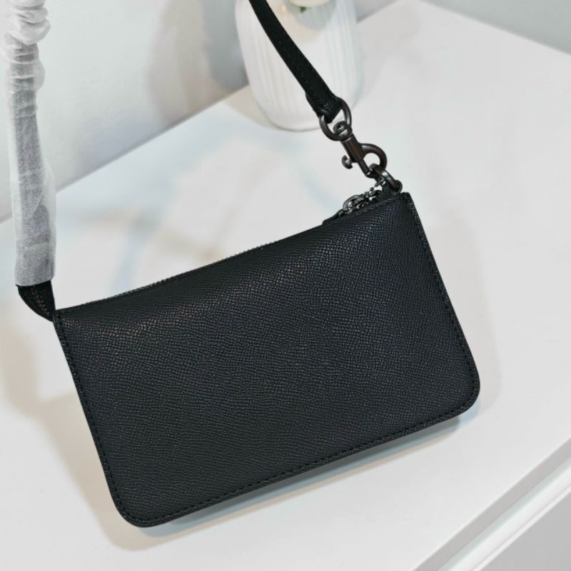 Túi COACH Pouch Bag