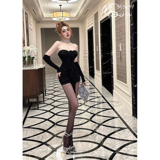 Đầm body cúp ngực tag hoa