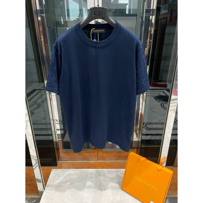 ⚡️[Hight Quality] Hàng Có Sẵn Áo Phông Len LV Luon Vuituoi Navy Blue SS24 - Check Họa Tiết Monogram 