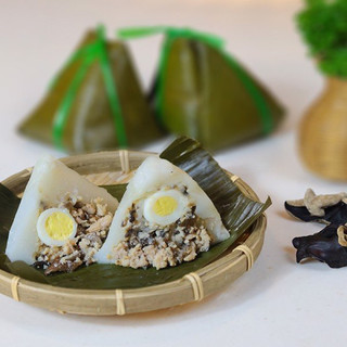 Bánh giò Hà Nội giao hoả tốc