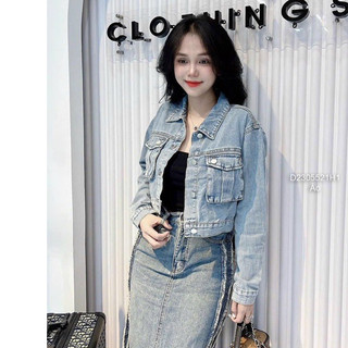 Áo khoác jeans nữ trơn cổ bẻ dáng croptop phối túi hộp thời trang VIENS STORE