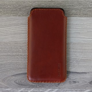 Bao da rút iphone xr vintage da bò sáp nâu đỏ