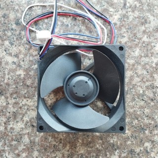 Quạt tủ lạnh Sharp 12V 4 DÂY 9*9 ( HÀNG HÃNG)
