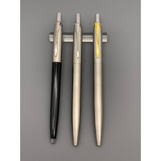 Bút bi bấm Parker jotter