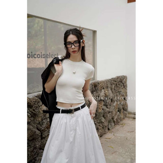 8059 Áo cotton cổ tròn dáng ngắn form ôm