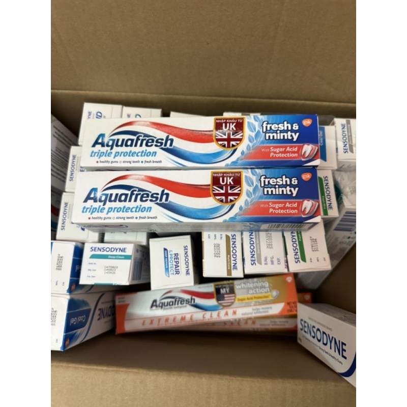 Kem đánh răng Aquafresh Fresh & minty 100ml