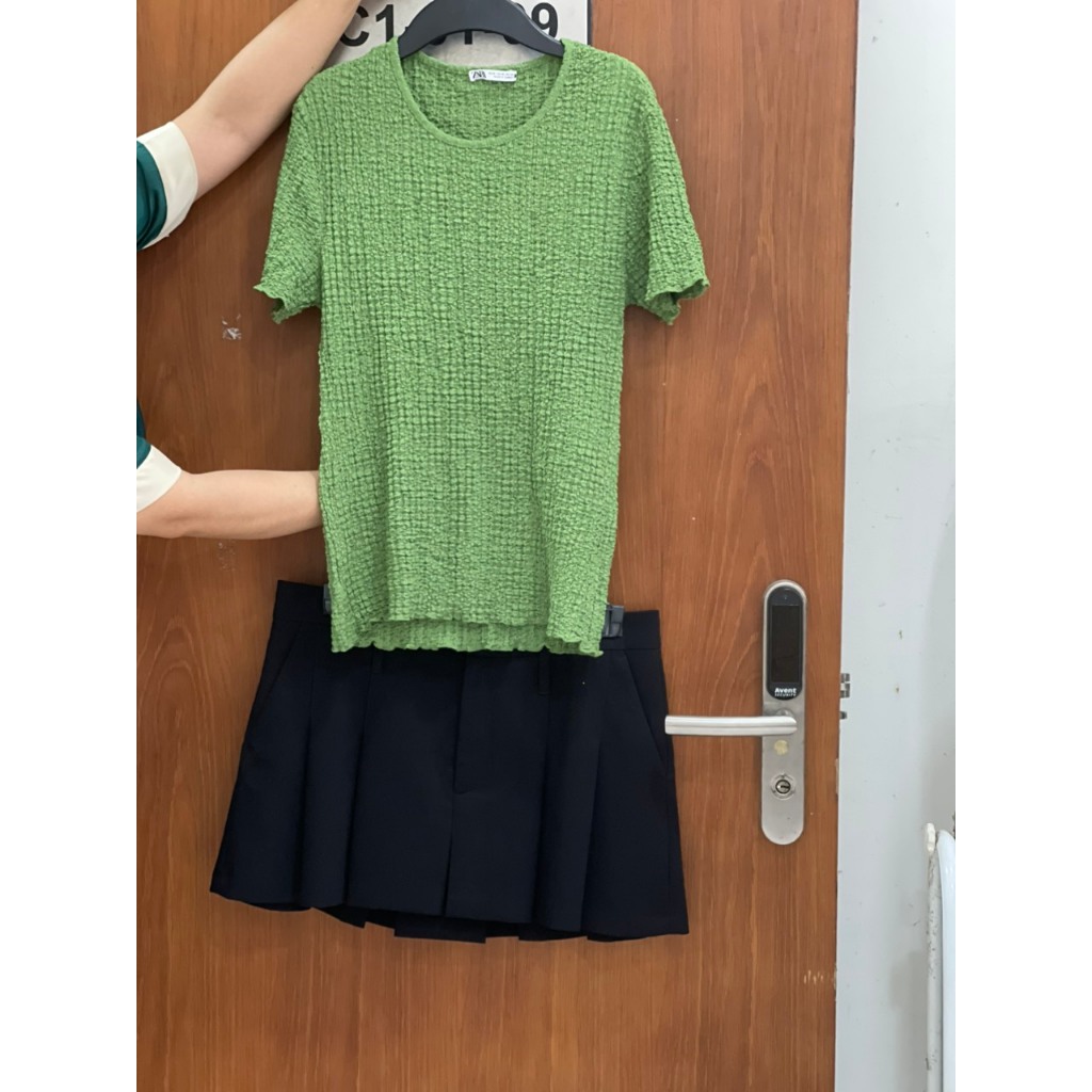 Chân váy Zara vợt SALE