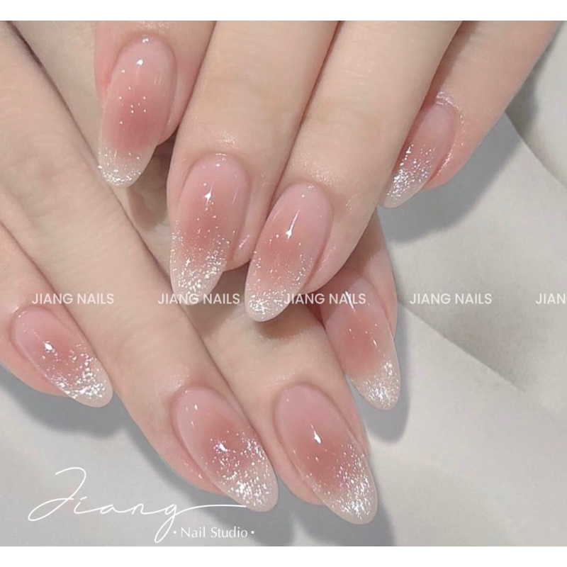 Nailbox thiết kế-mẫu mắt mèo kim cương gắm charm đá nhẹ nhàng blink blink F00