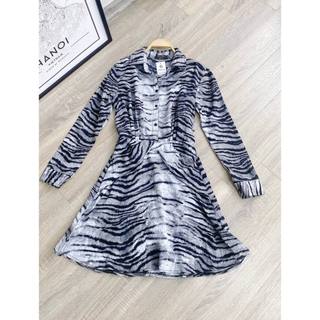 Jum liền họa tiết báo cá tính