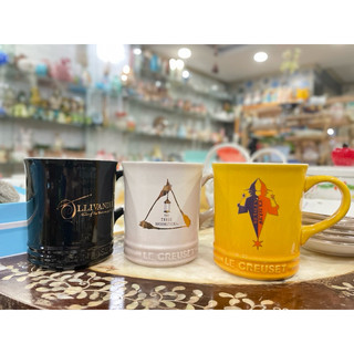 Ly lẻ le creuset hoạ tiết harry potter .