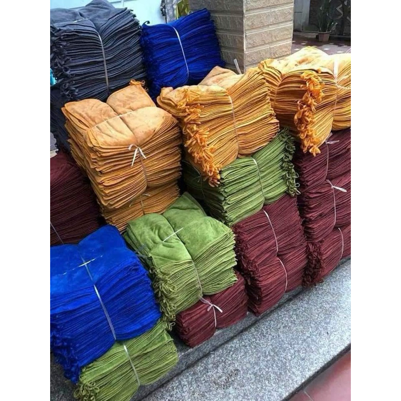 Khăn mầm non có móc treo cho bé dày mịn