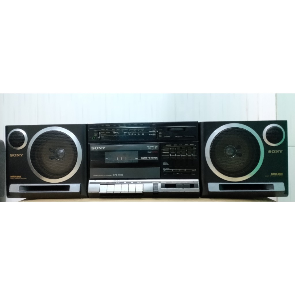 Radio cassette Sony CFS-1110S đồ cũ nghe hay ok 100%