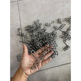 Pas giữ dây dây dầu trước, Ống Samco…