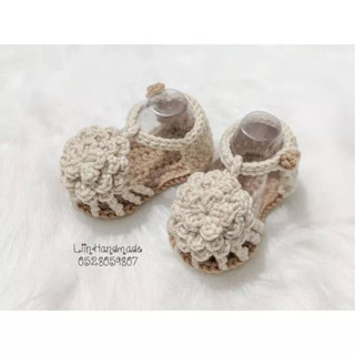 Giày sandal len cho bé gái