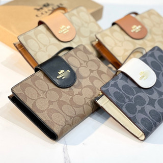 Ví dài C Tech Wallet cổ điển đậm chất hãng