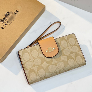 Ví dài C Tech Wallet cổ điển đậm chất hãng