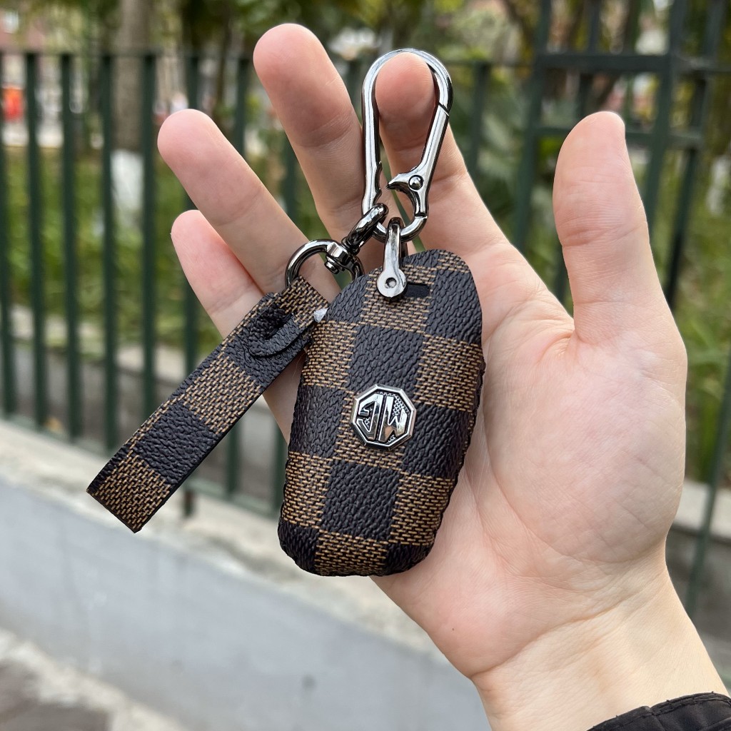 Bao da chìa khóa smartkey xe ô tô MG ZS MG HS MG5 2022 mẫu mới khâu tay móc đen MG