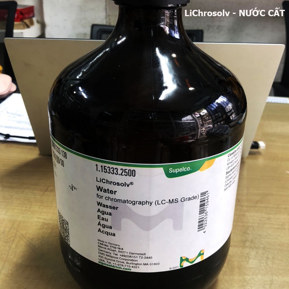 Dung dịch LiChrosolv 2.5L - Dung dịch hóa chất H2O dùng trong thí nghiệm.