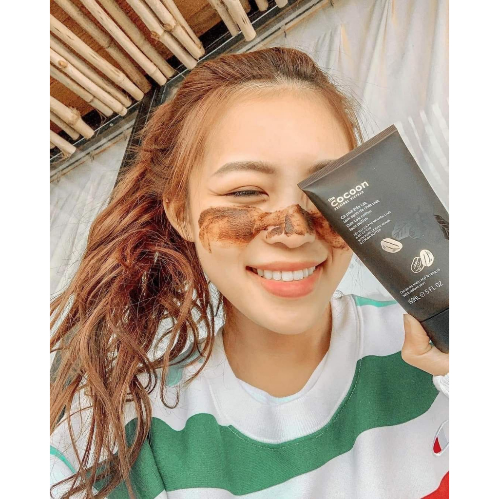 Tẩy da chết mặt cà phê Đắk Lắk Cocoon cho làn da mềm mại & rạng rỡ 150ml