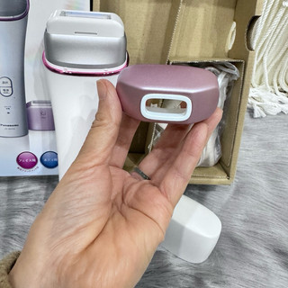 Máy triệt lông Panasonic ES-WH93