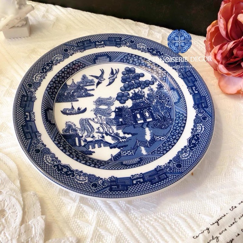 Đĩa gốm sứ men lam Blue and White phong cách Chinoiserie cao cấp Johnson Brothers Willow (Blue Willo
