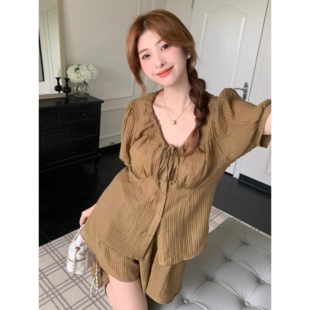 Set bộ đồ nữ áo sơ mi bèo tiểu thư rúm ngực thắt nơ phối chân váy xòe tiểu thư xinh xắn B815 SUTANO | BigBuy360 - bigbuy360.vn