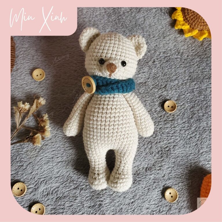 Gấu Cuddle đáng yêu đan len thủ công