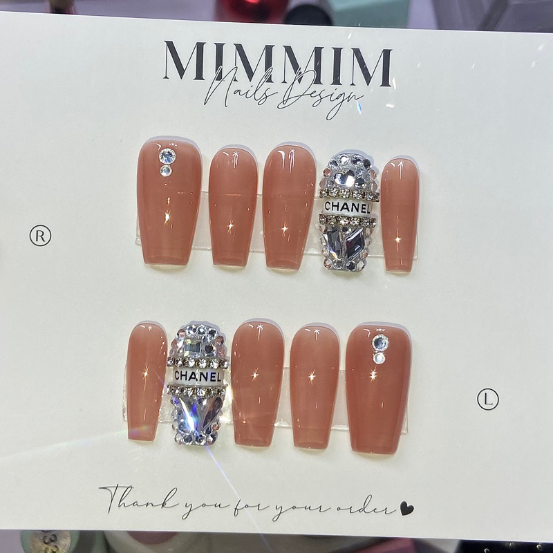 Nailbox thiết kế thạch cam đính đá