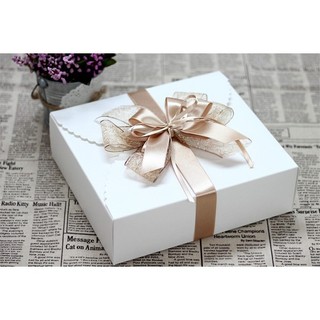 Hộp quá tặng ko bán