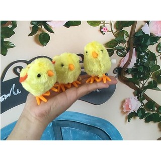 Đồ chơi lên dây cót hình con gà size to có cánh đáng yêu theo phong cách hoạt hình cho trẻ nhỏ Youngcityshop