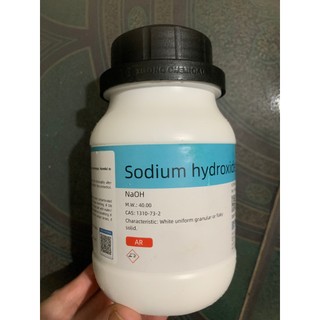 Hóa chất Sodium hydroxide, NaOH xút bột làm xà phòng, bột thông cống lọ 500g