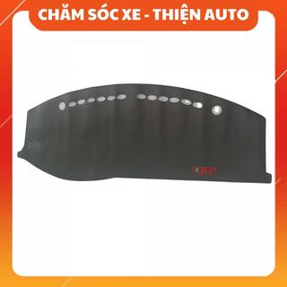 Thảm taplo Suzuki XL7 - da vân Carbon